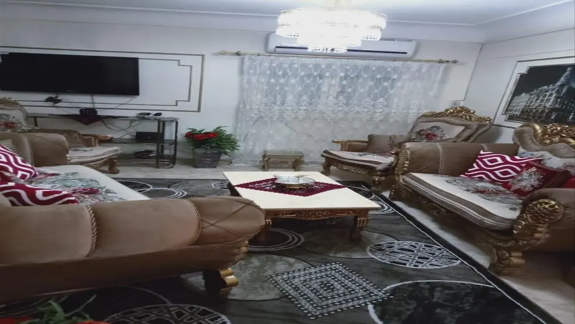 شقه مفروشه للايجار للسكن الراقي والمميز بالدقي