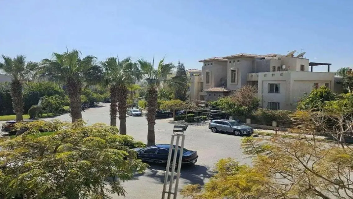TownHouse Bamboo Palm hills Near Golf Extension