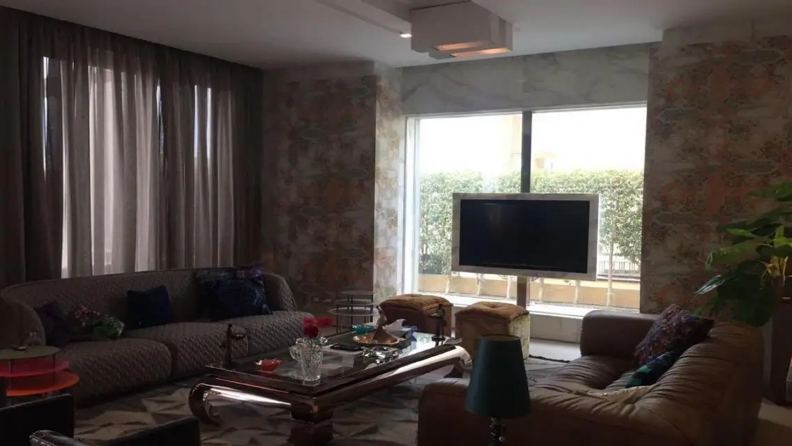فيلا مفروشة للبيع في اليجريا