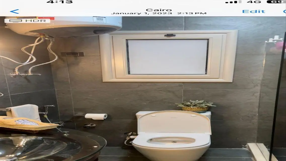 للبيع شقه ارضي بجاردن جاليريا مون فالى