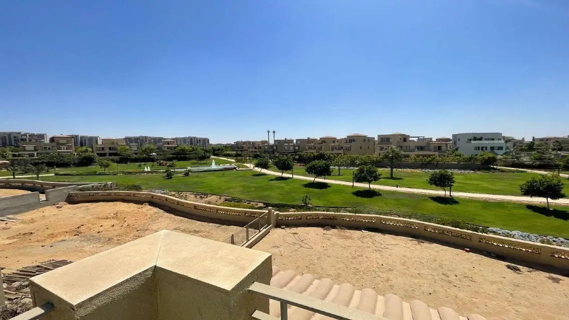 Villa for sale at a special price at pk2