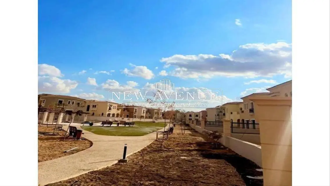 فيلا فاخرة بمساحة واسعة في مدينة البوابات