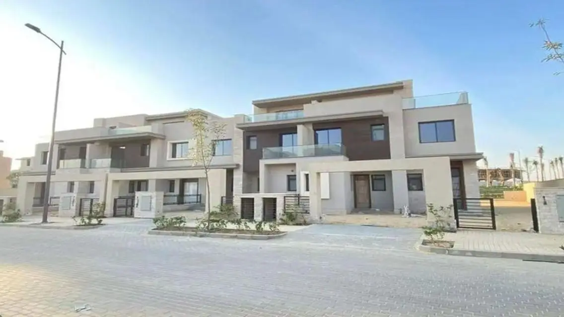 Finished Villa in Sodic near Beverly hills