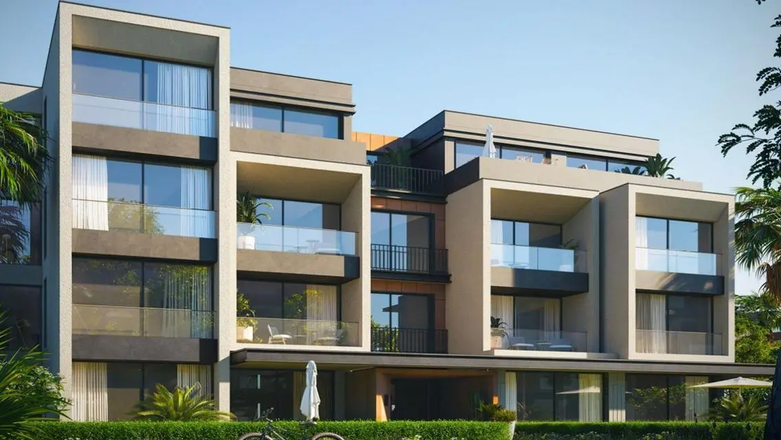 Standalone villa next to golf views over 8 years