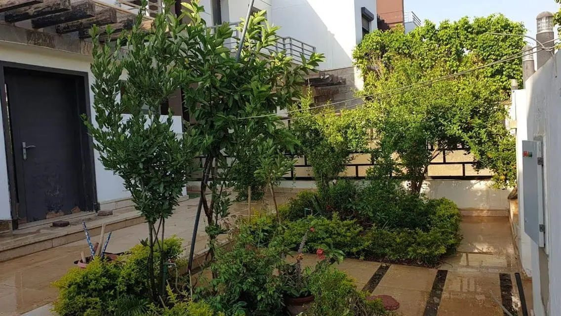 Modern furnished villa for rent in Hyde Park