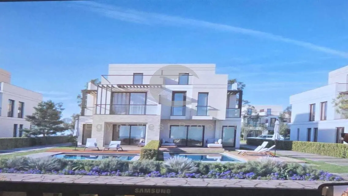 Twin house for sale in Hyde Park, Sixth Settlement