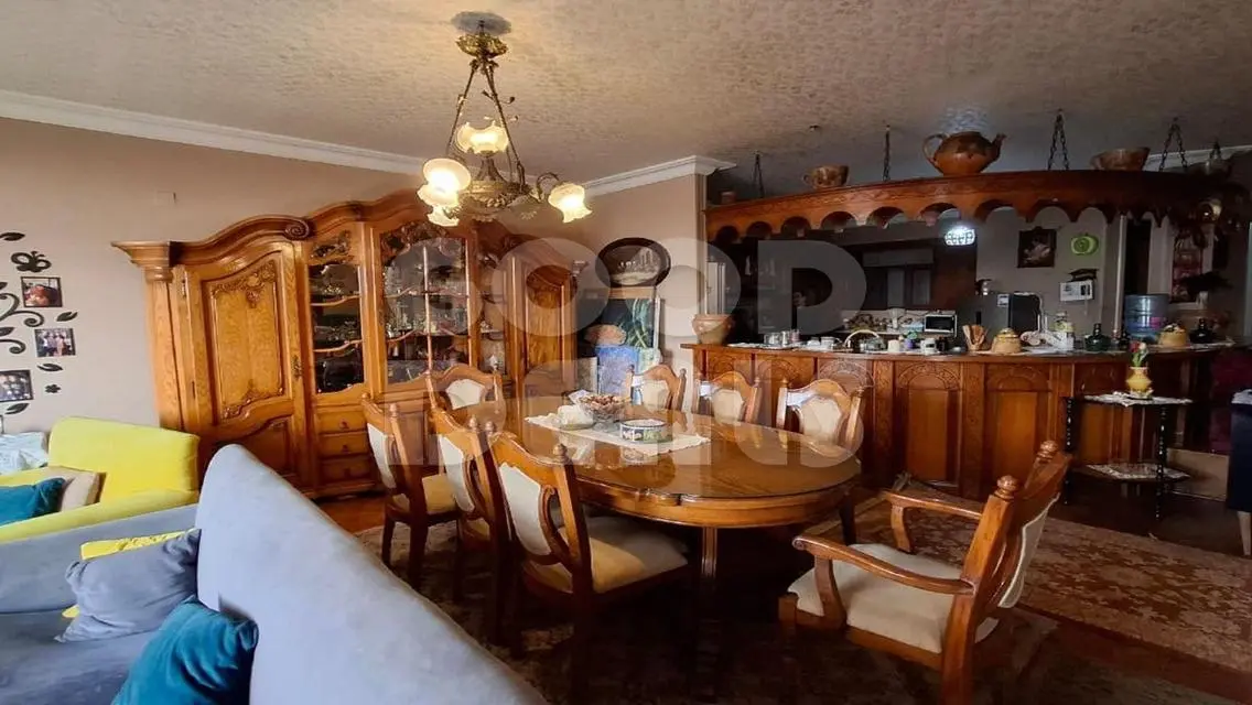 210 Sqm Apartment for Sale in Ard El Golf
