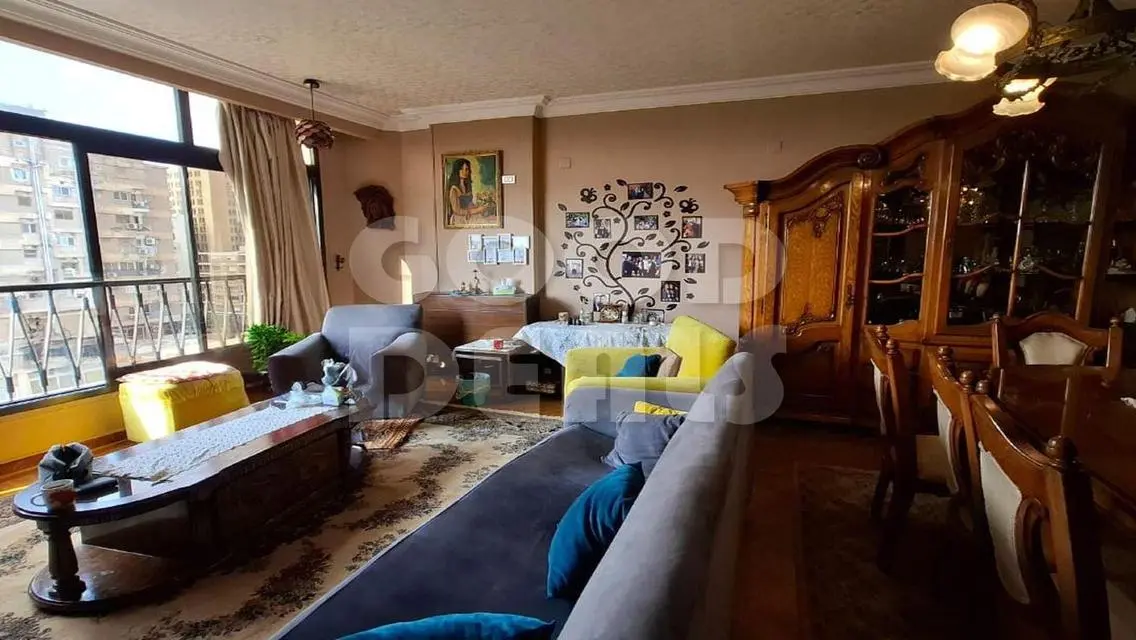 210 Sqm Apartment for Sale in Ard El Golf