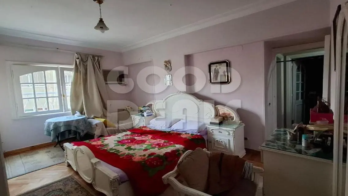 210 Sqm Apartment for Sale in Ard El Golf