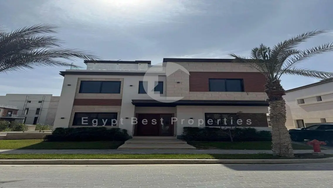 For Sale Twin House In Azzar New Cairo Over 10Year