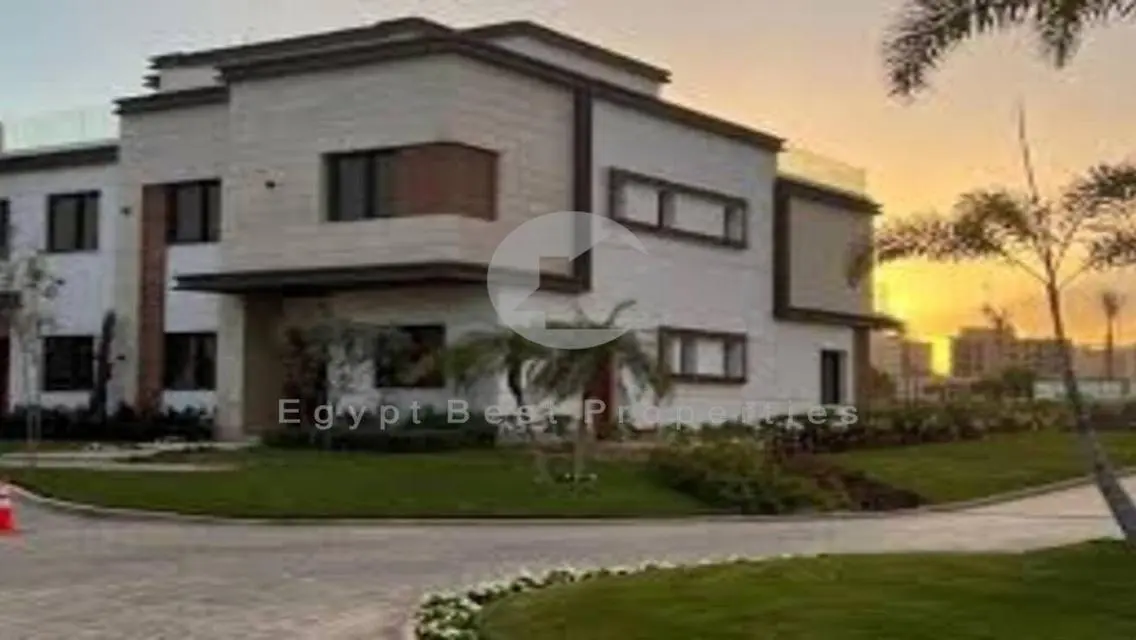For Sale Twin House In Azzar New Cairo Over 10Year
