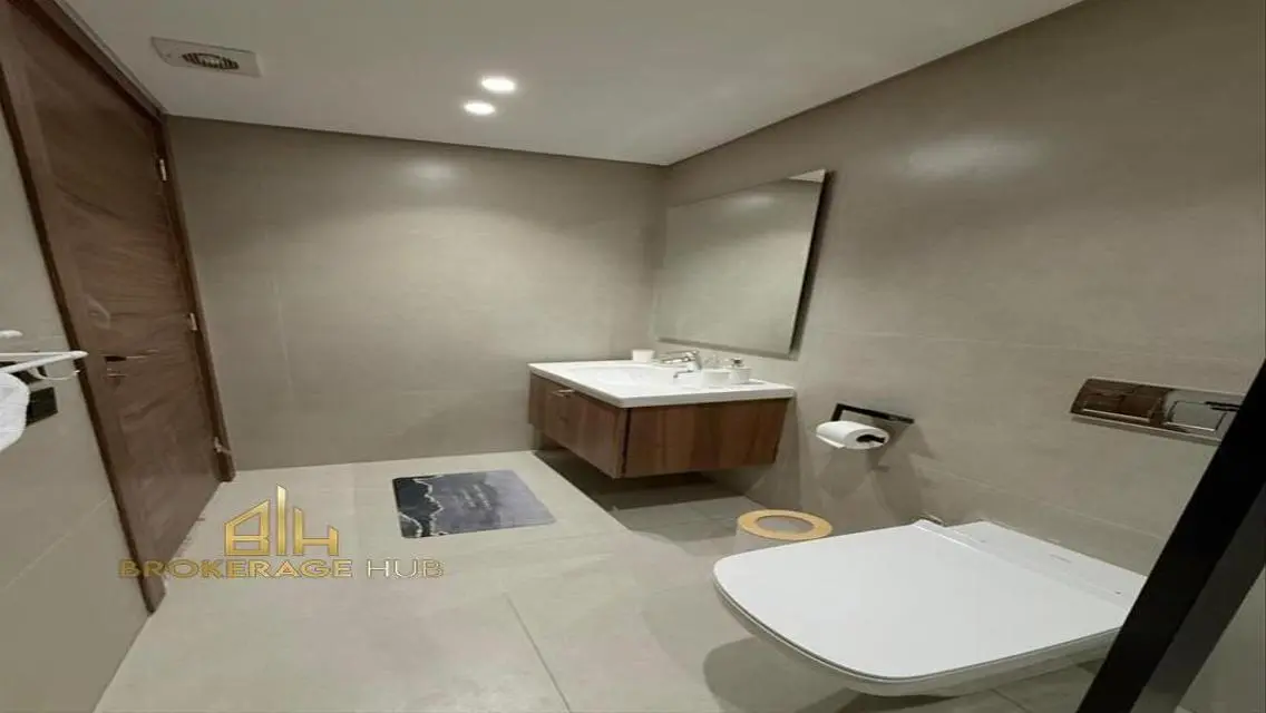 Premium studio for rent location Silver Palm,