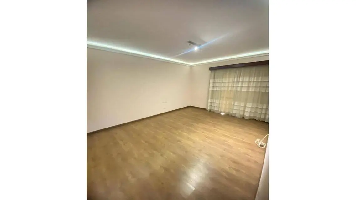 Ground floor with private garden - ready to move