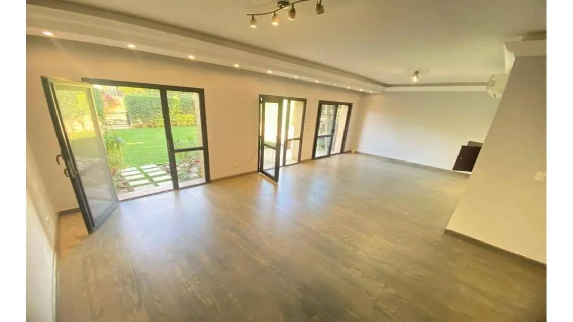 Ground floor with private garden - ready to move