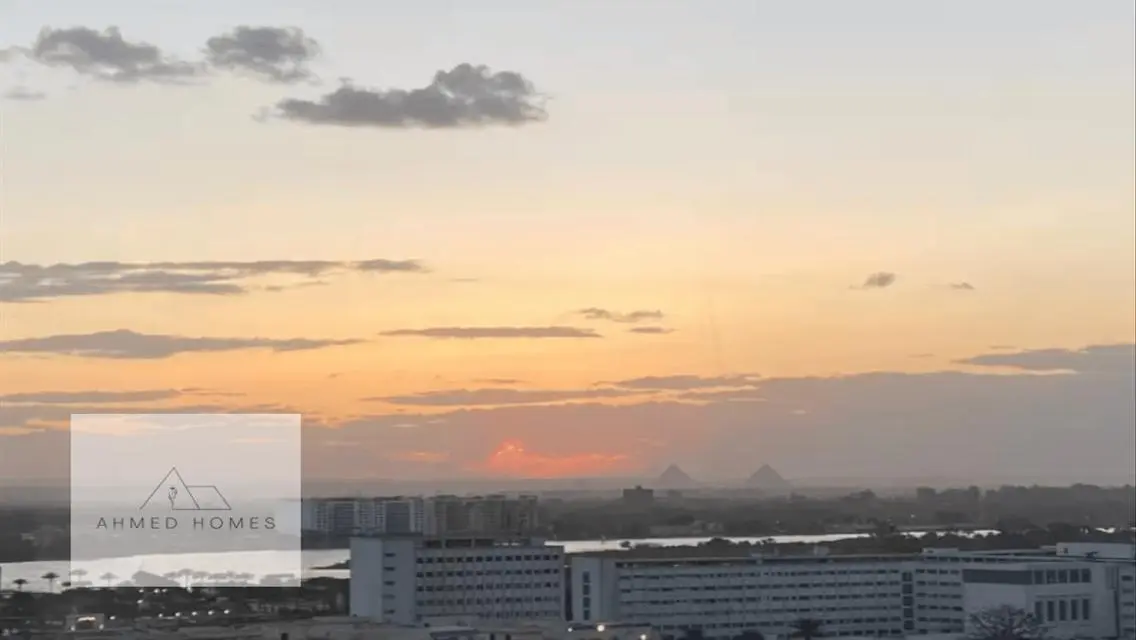 شقة فندقية فاخره على نهر النيل بالمعادى للايجار
