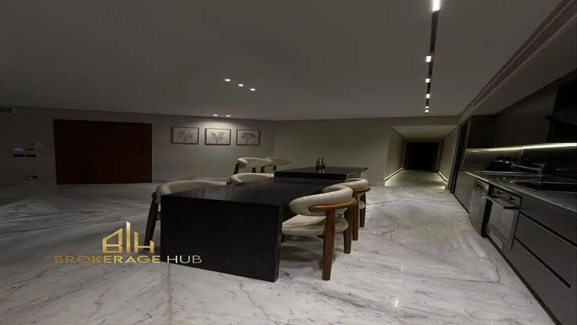Special location Silver Palm apartment for rent,