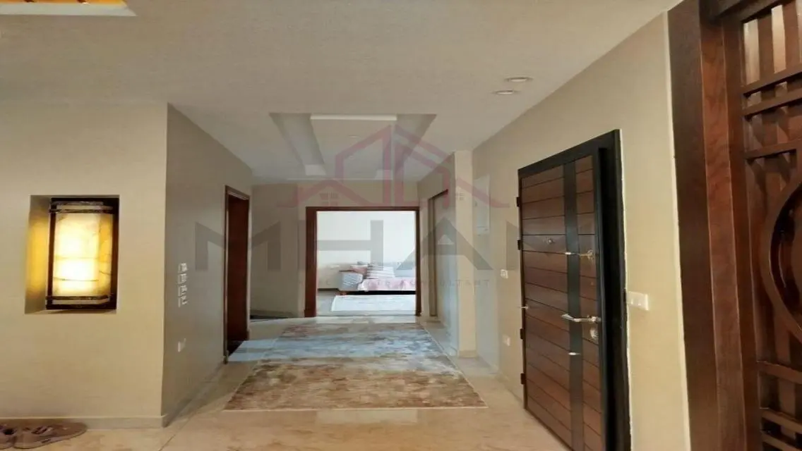 Ultra super apartment, first floor+ garden RTM