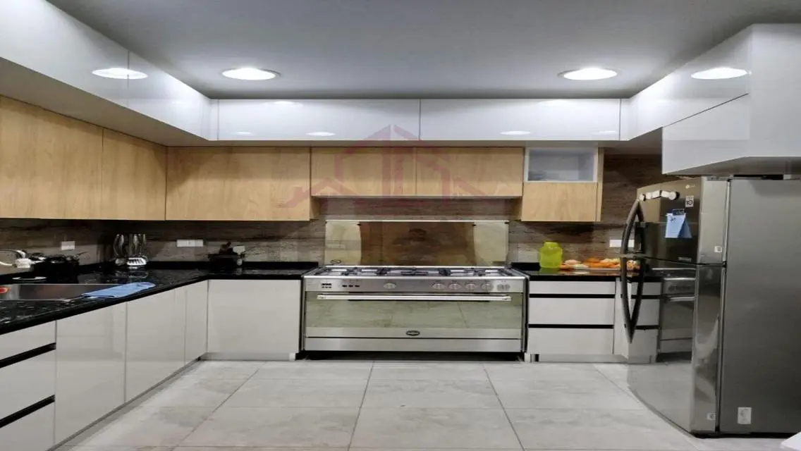 Ultra super apartment, first floor+ garden RTM