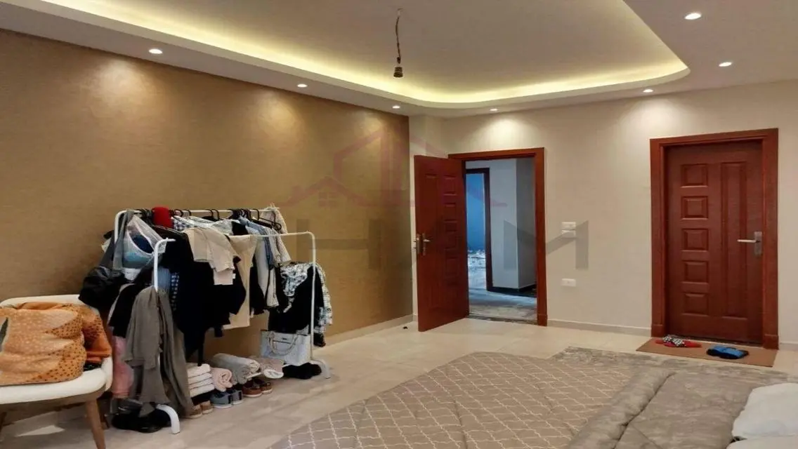 Ultra super apartment, first floor+ garden RTM
