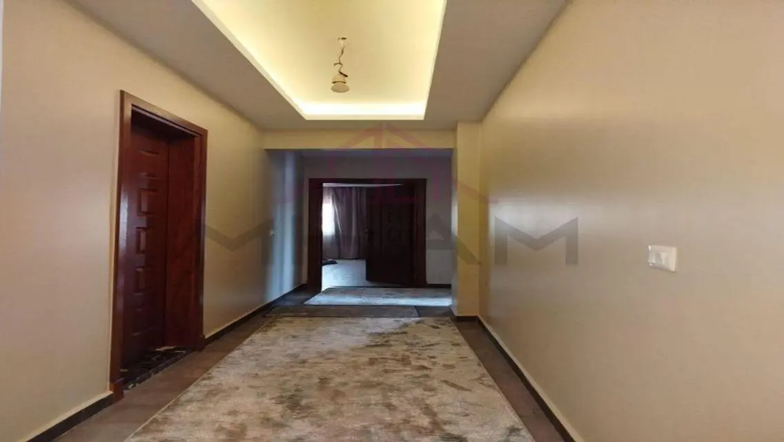 Ultra super apartment, first floor+ garden RTM
