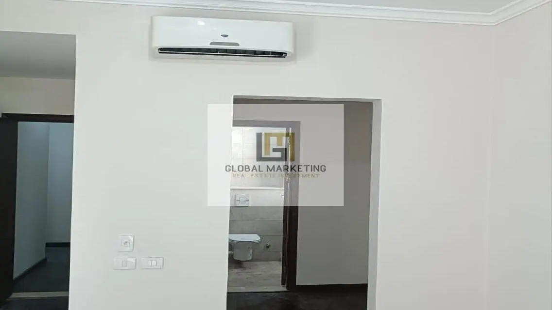 Apartment in garden for rent with kitchen Villette