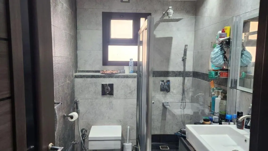 متاح للبيع في b8 مجموعه83 اميز مراحل مدينتي الترا