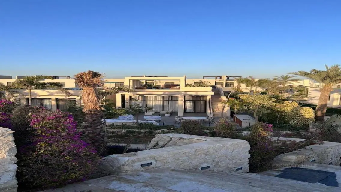 400m Villa near Mall of Egypt+2 million DP over 8y