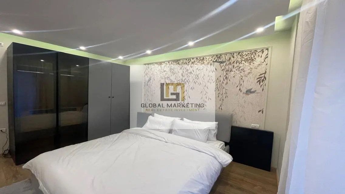 Furnished Apartment with Garden - in Lake View