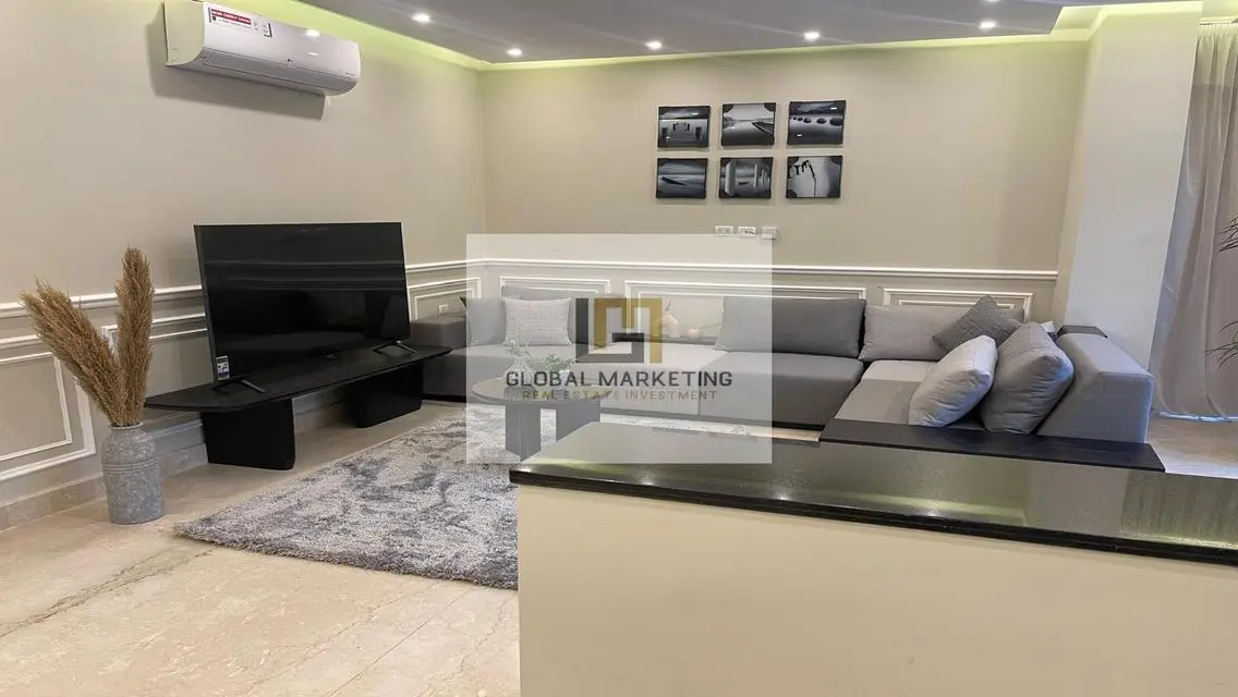 Furnished Apartment with Garden - in Lake View