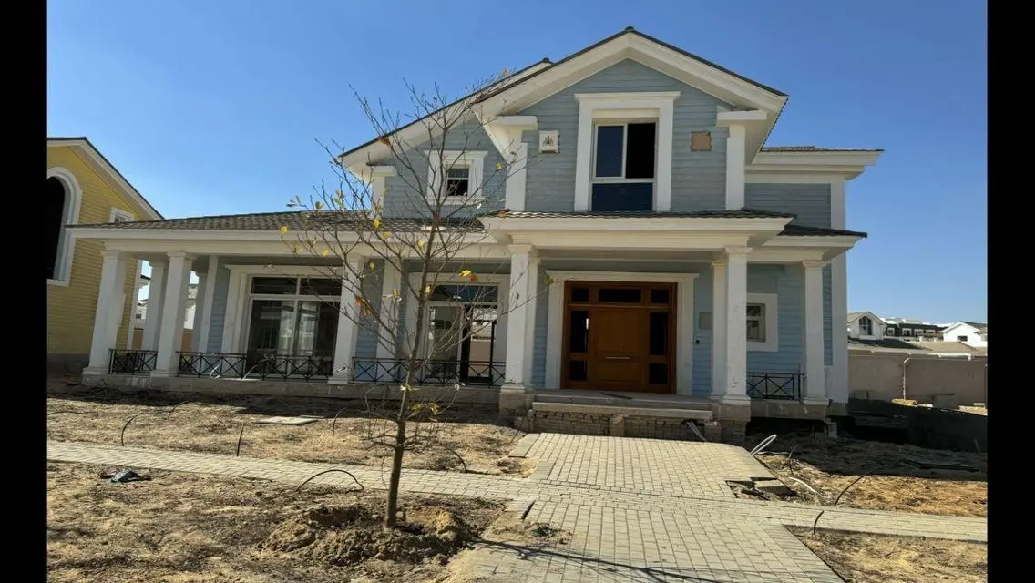 Stand alone for sale Mv park prime location