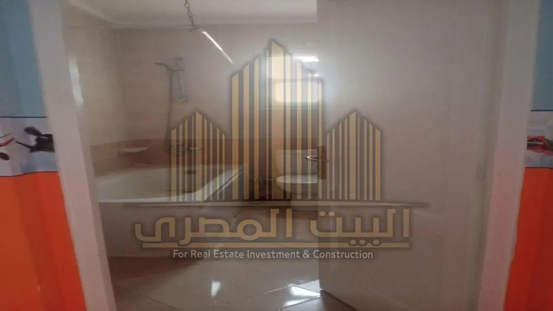 شقه 162م للايجار قانون بالرحاب بجوار افنيو مول