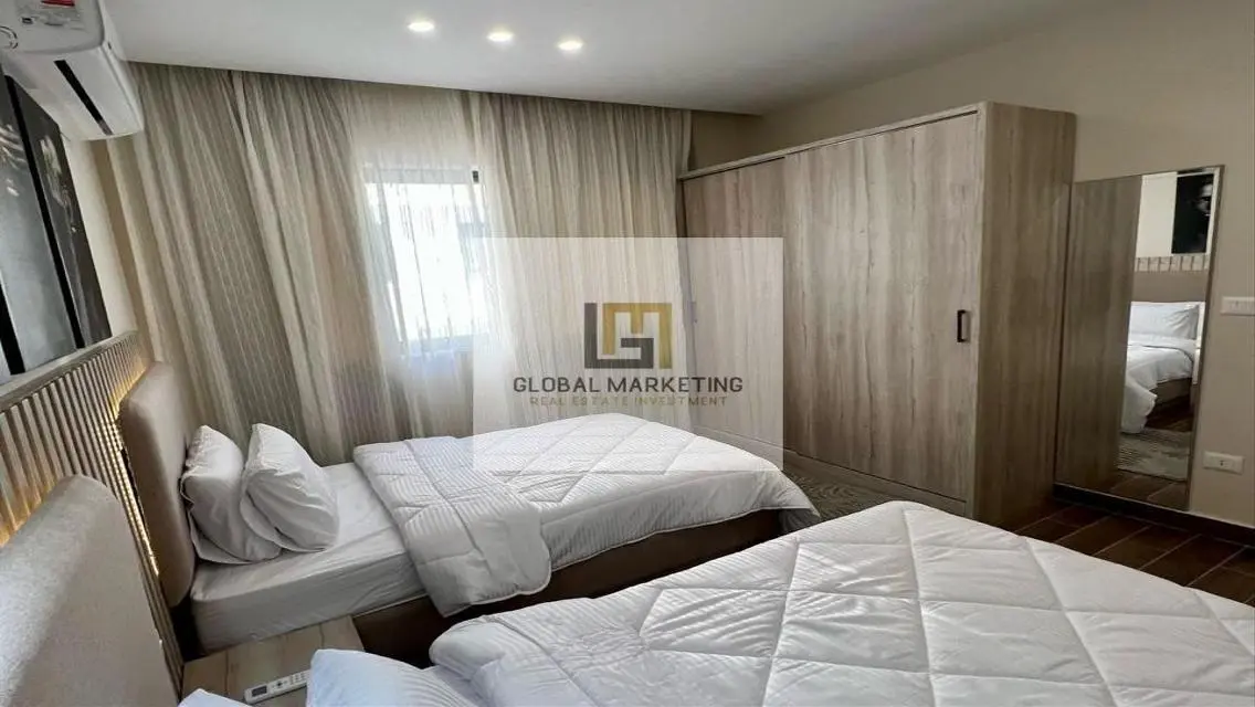Luxury Furnished Apartment - for rent in Lake View