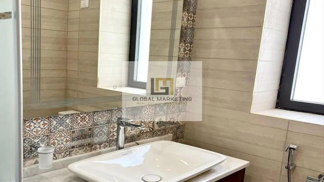 Luxury Furnished Apartment - for rent in Lake View