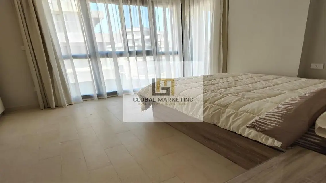 شقه مودرن مفروشه بالكامل للايجار في سوديك فيليت