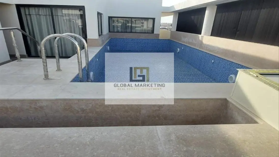 Furnished Penthouse - Private Pool - Lake View