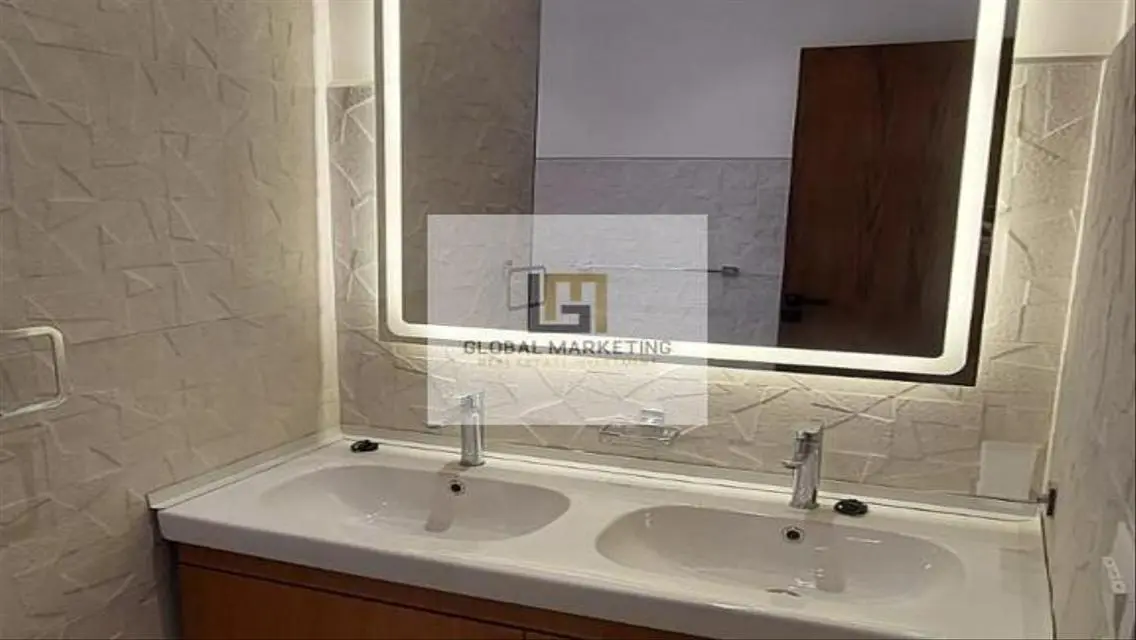 Furnished Penthouse - Private Pool - Lake View