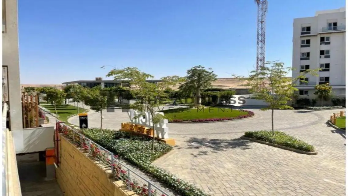 ادفع مقدم 750 الف و امتلك شقة بMountain view Icity