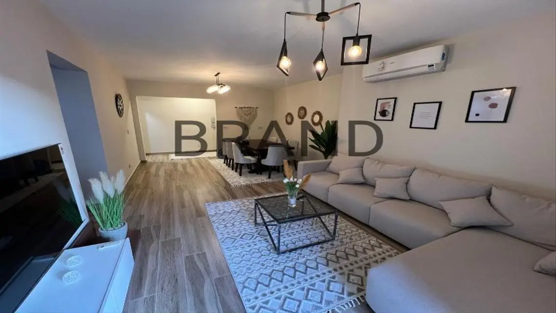 A fully furnished 2-bedroom apartment  In  Eastown