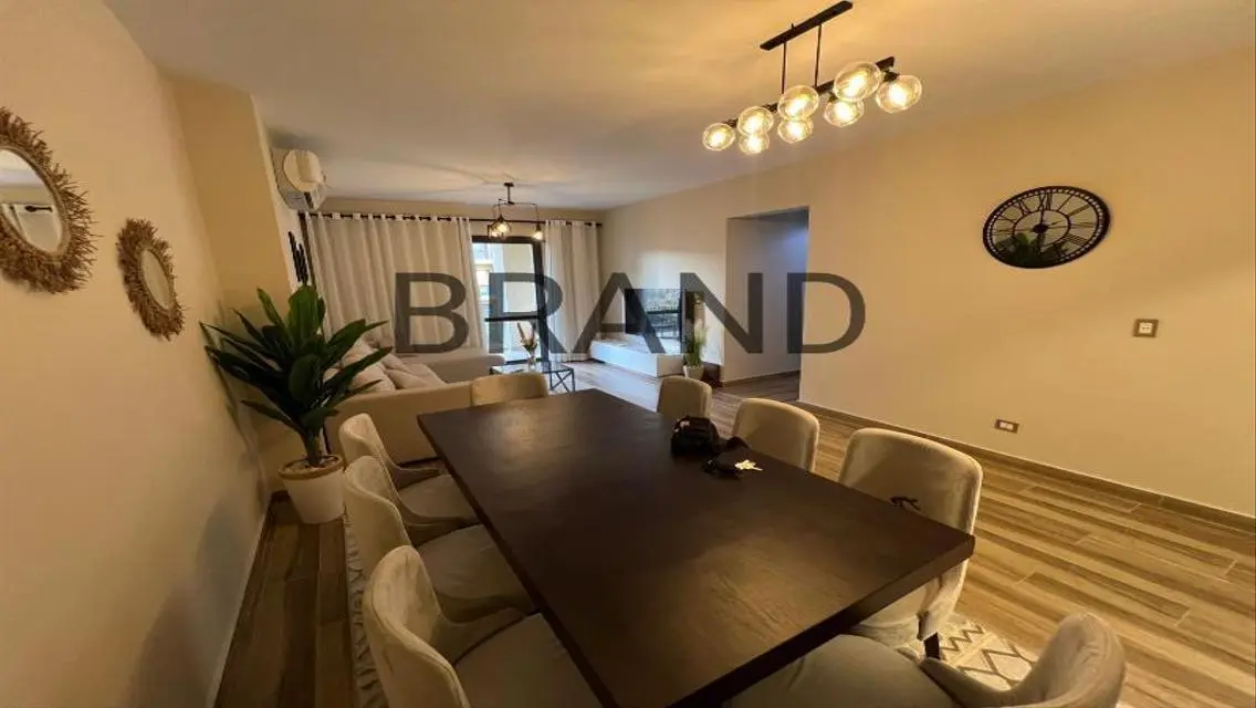 A fully furnished 2-bedroom apartment  In  Eastown