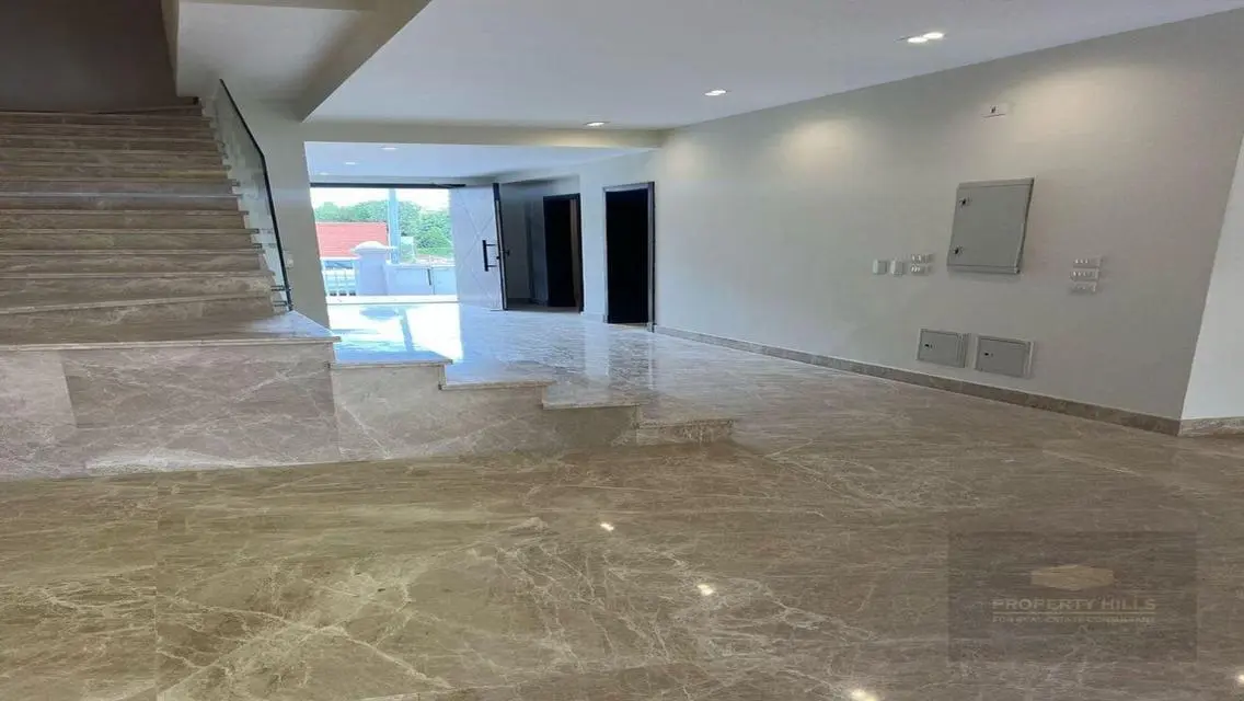 Finished villa with pool, 10-Years Installments