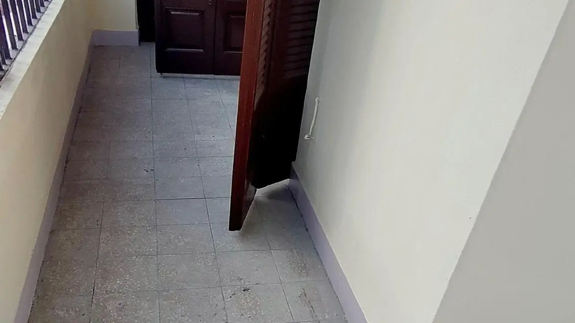 مقر اداري في شارع جامعه الدول العربيه الرئيسي180م