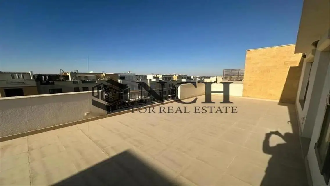 TRIPLEX 320M 4 BED FOR RENT, KITCHEN+APP AND ACS