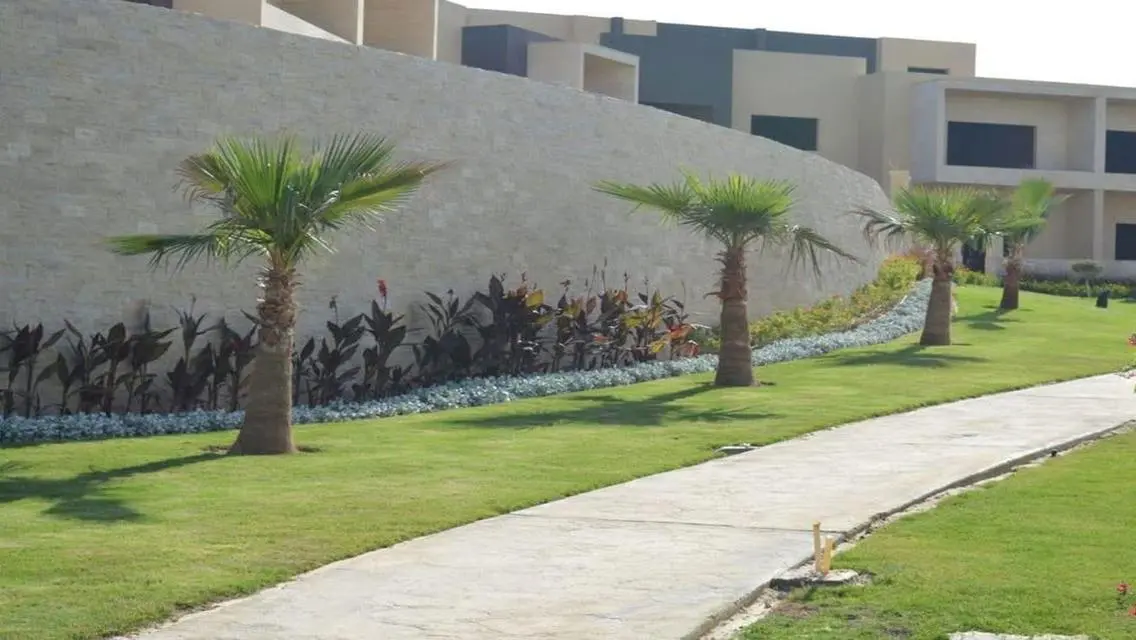 Town house 400 SQM Ready to move _In Joya