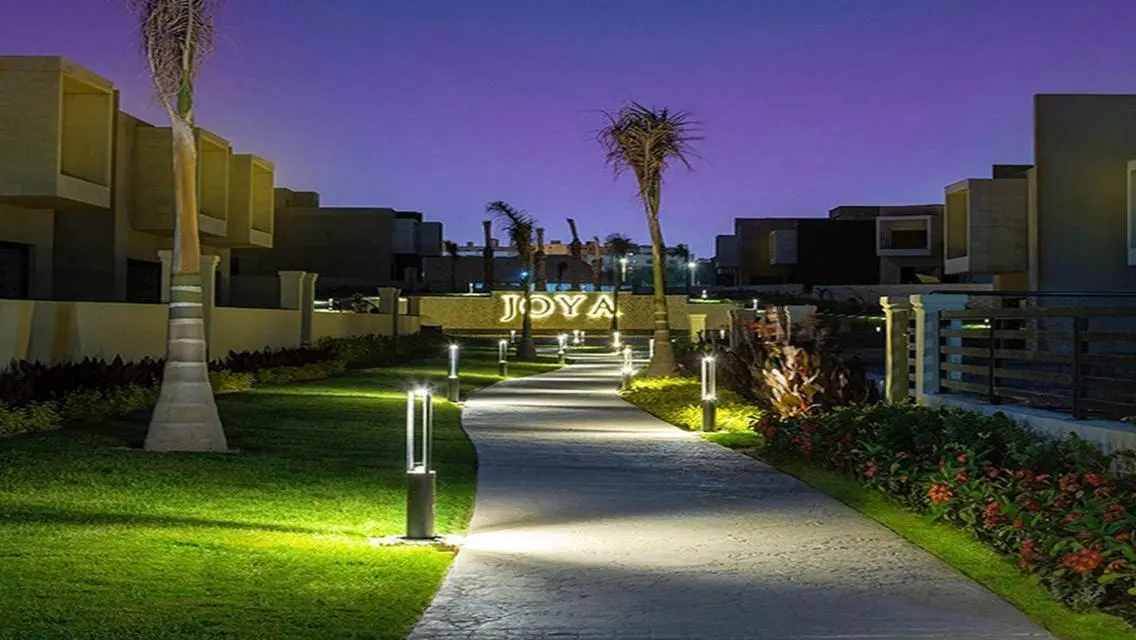 Town house 400 SQM Ready to move _In Joya