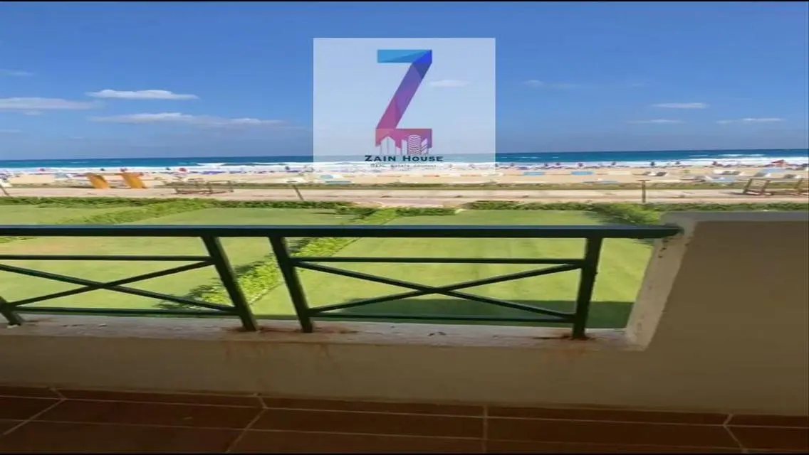 للبيع توين هاوس لاسيرينا الساحل صف اول علي البحر