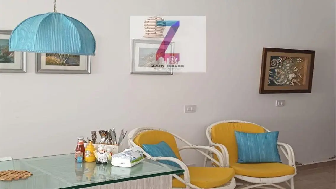 Ground floor with a modern furnished garden, fully