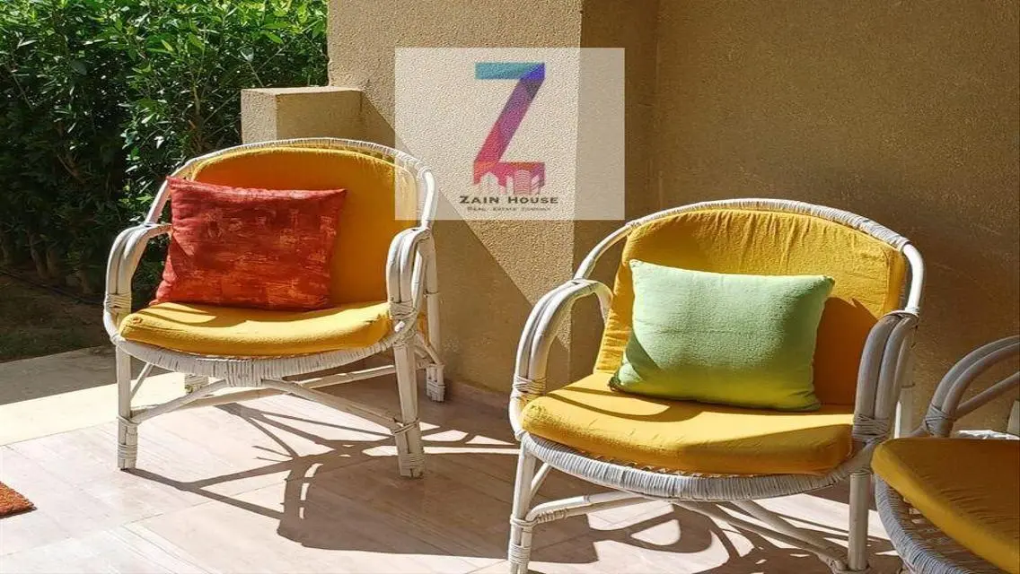 Ground floor with a modern furnished garden, fully