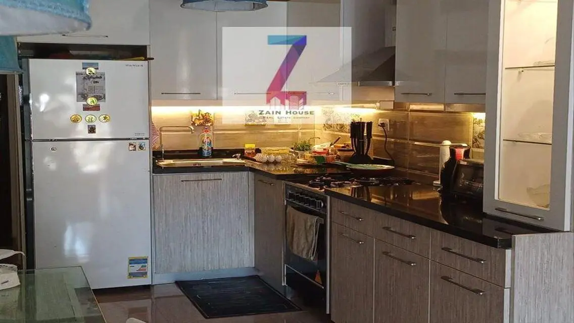 Ground floor with a modern furnished garden, fully