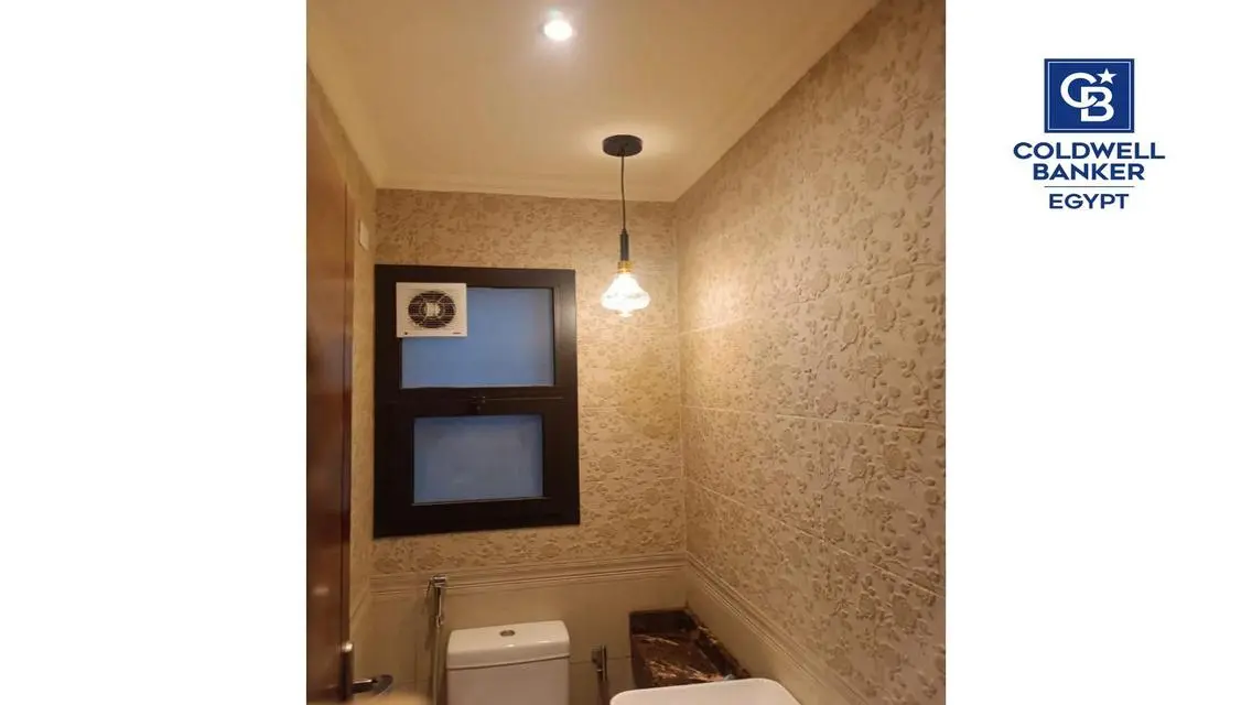 Special Price ,Prime Location with Kitchen &amp; ACs
