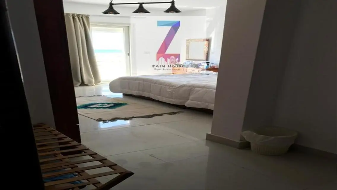 Luxury Property with Spacious Balcony